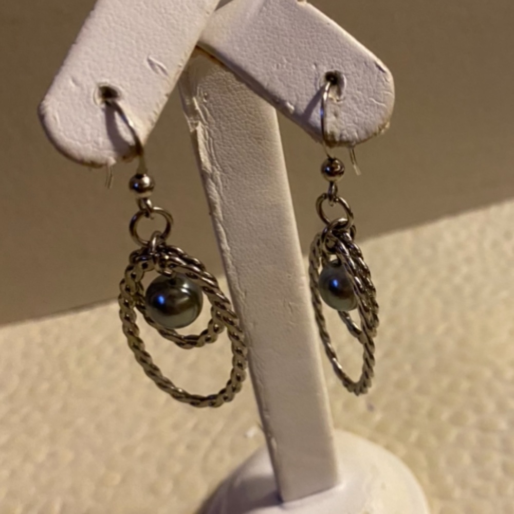 SILVER EARINGS